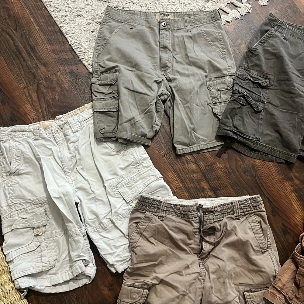 Sold - Picture 3 of 9